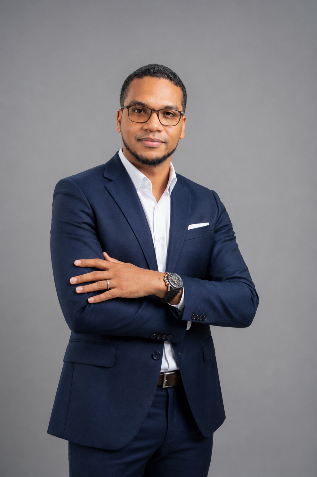 Manuel E. Luciano — Fundador & Director
